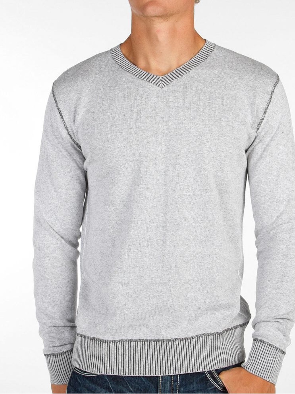 Buckle Black Athletic Fit Men's V-Neck Light Gray Sweater
